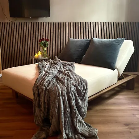 My Happy Place - Mit Sauna & Whirlpool Апартаменты *